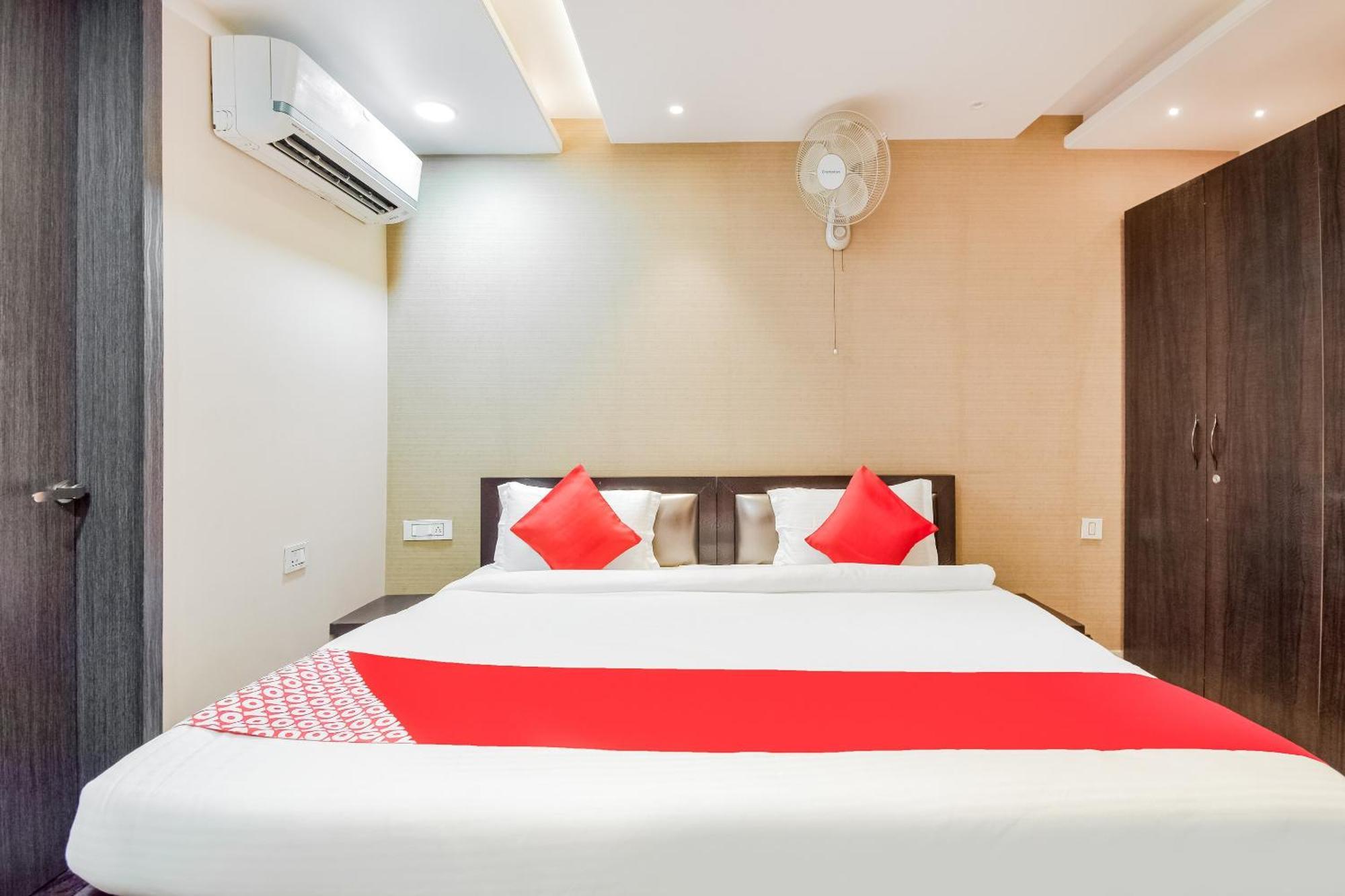 Super Hotel O The Moody Moon Hotel Jaipur Bagian luar foto