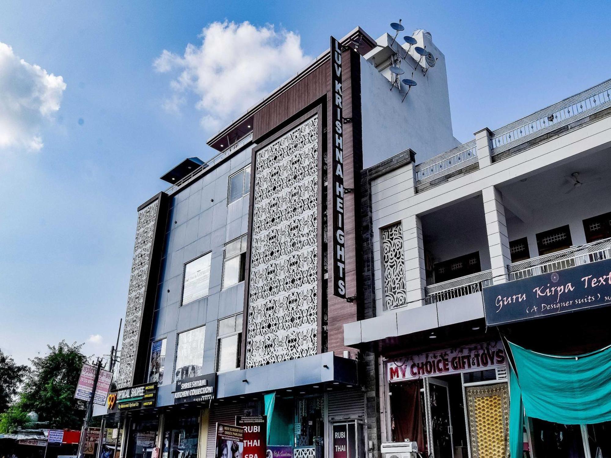 Super Hotel O The Moody Moon Hotel Jaipur Bagian luar foto