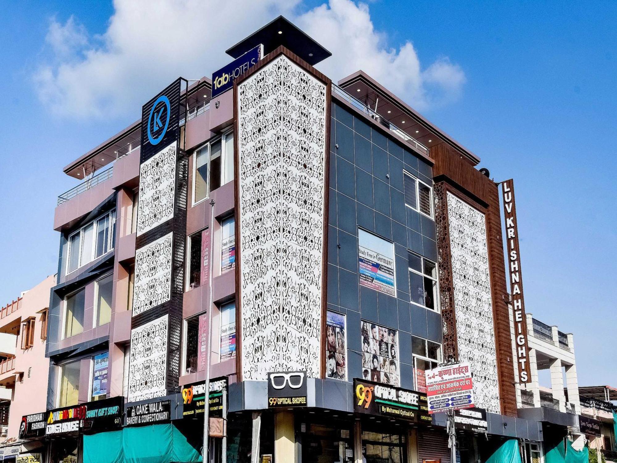 Super Hotel O The Moody Moon Hotel Jaipur Bagian luar foto