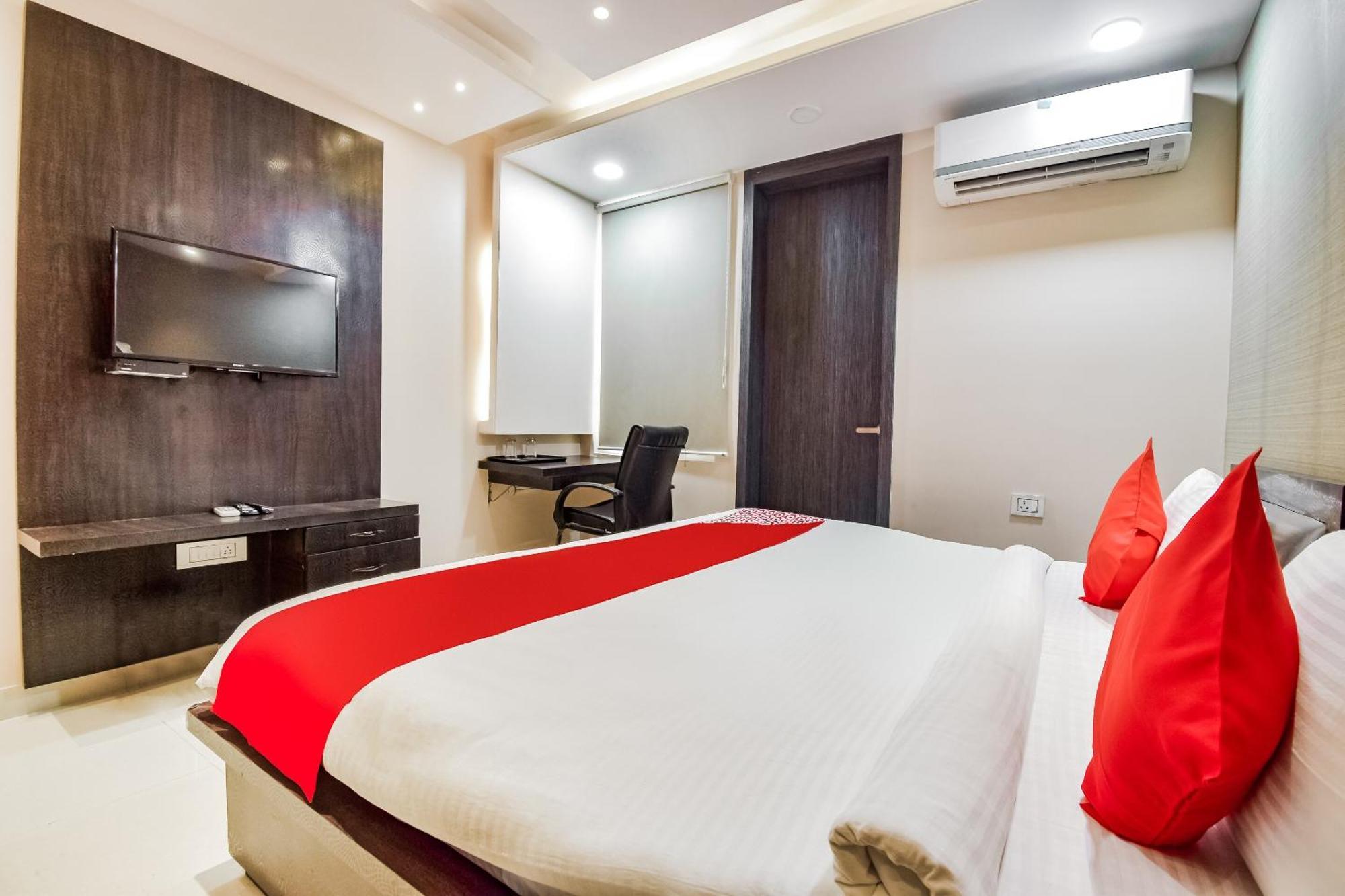 Super Hotel O The Moody Moon Hotel Jaipur Bagian luar foto
